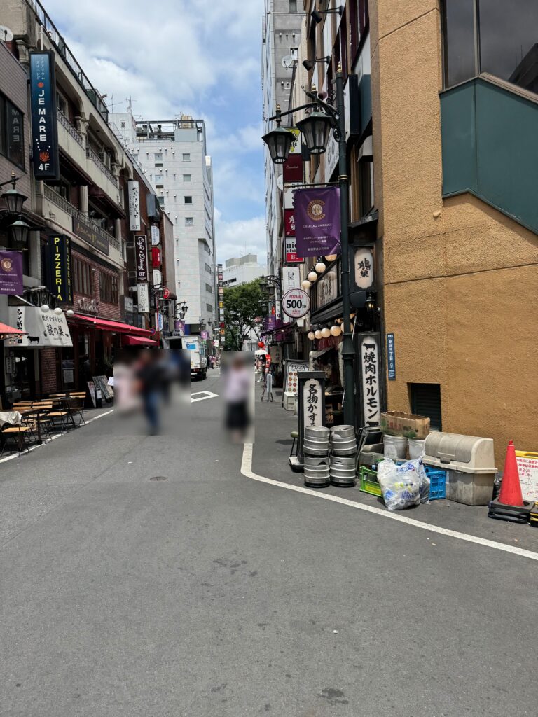 新宿三丁目要通り